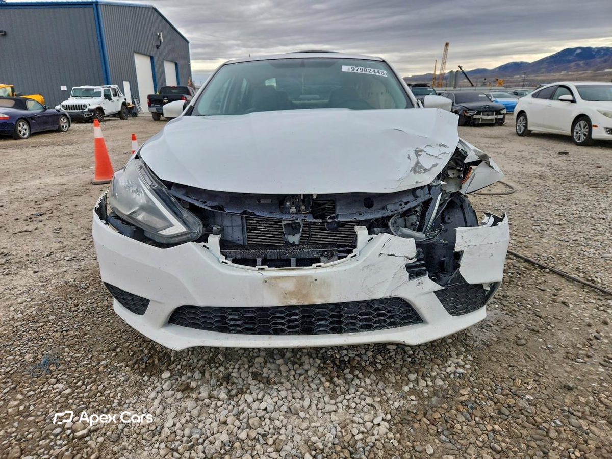 Nissan Sentra 2017