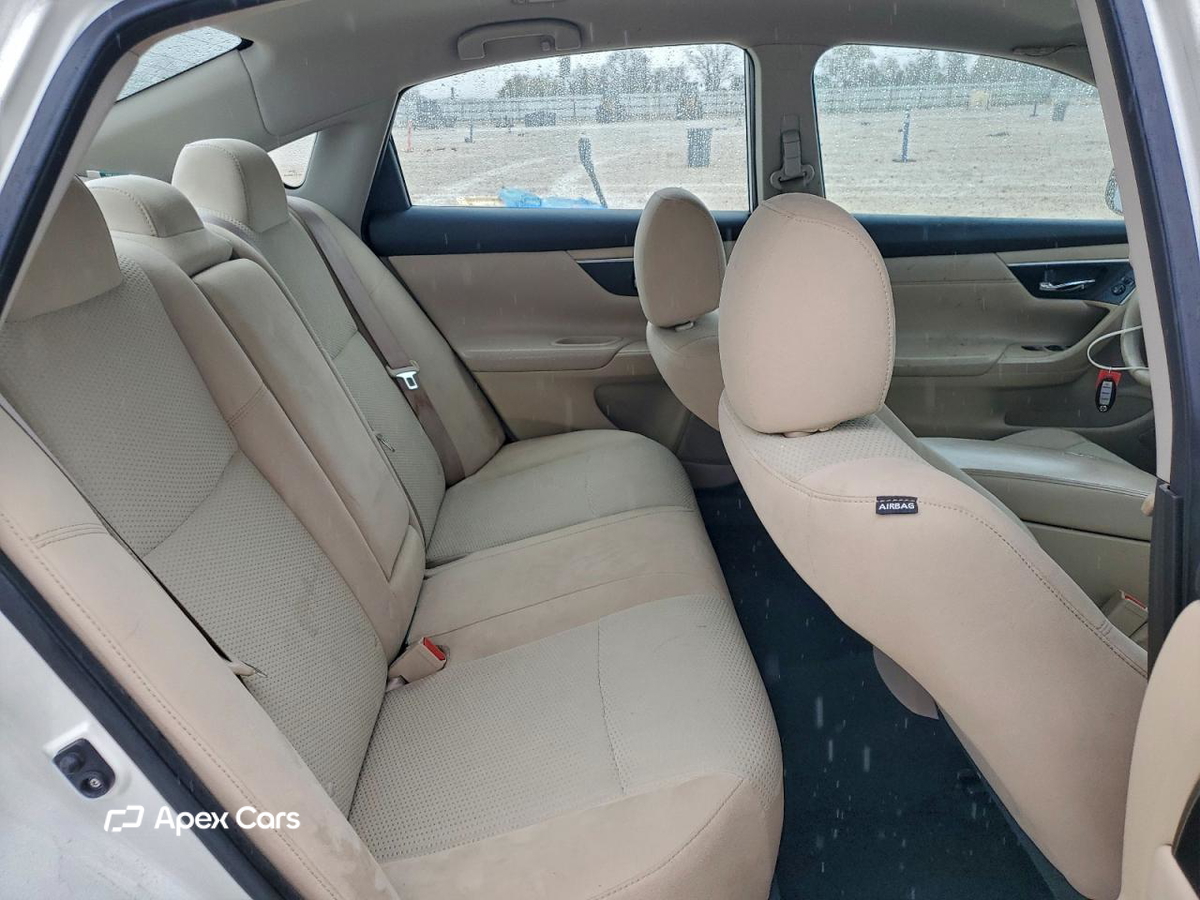 Nissan Altima 2015
