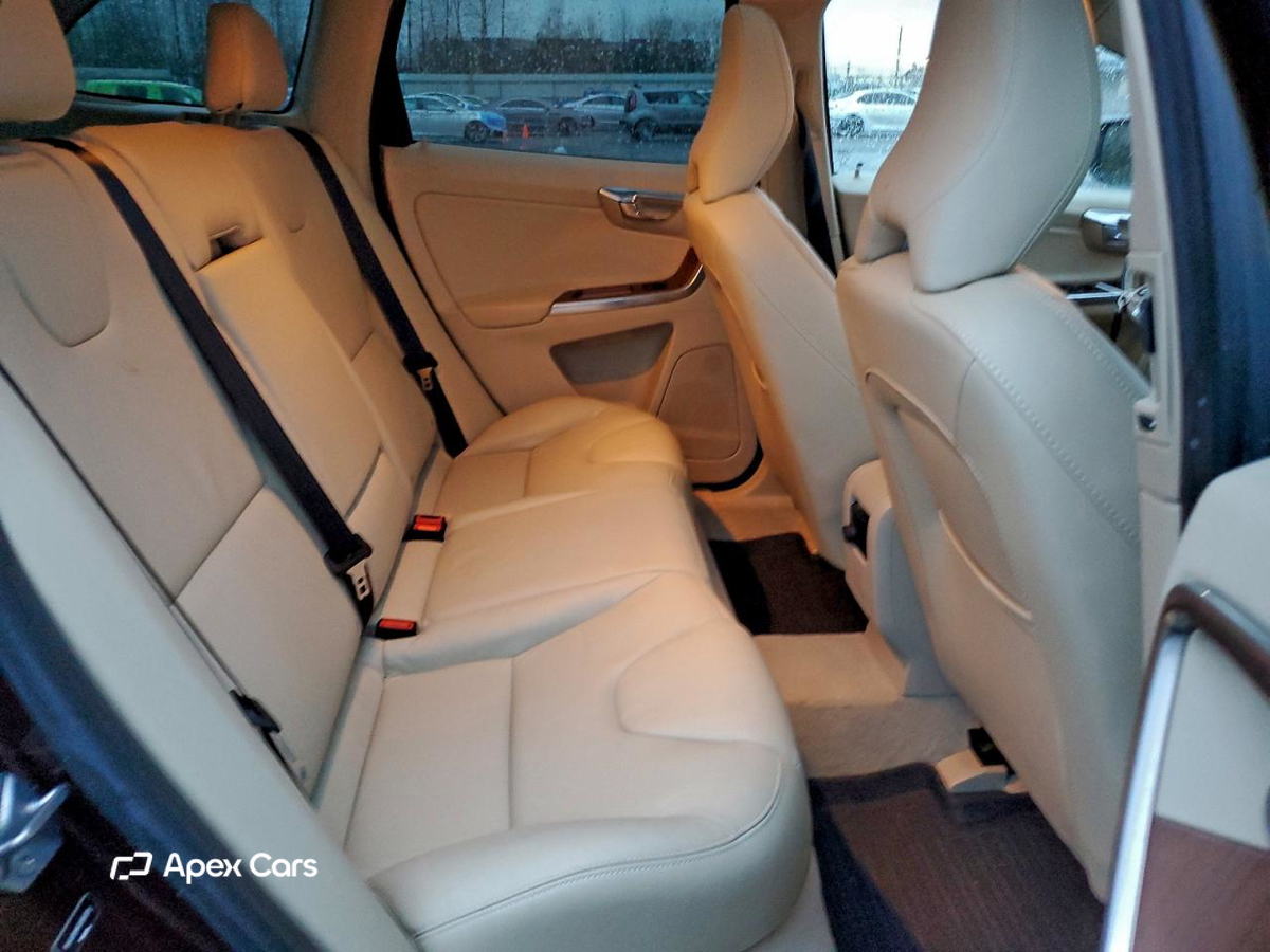 Volvo XC60 2015