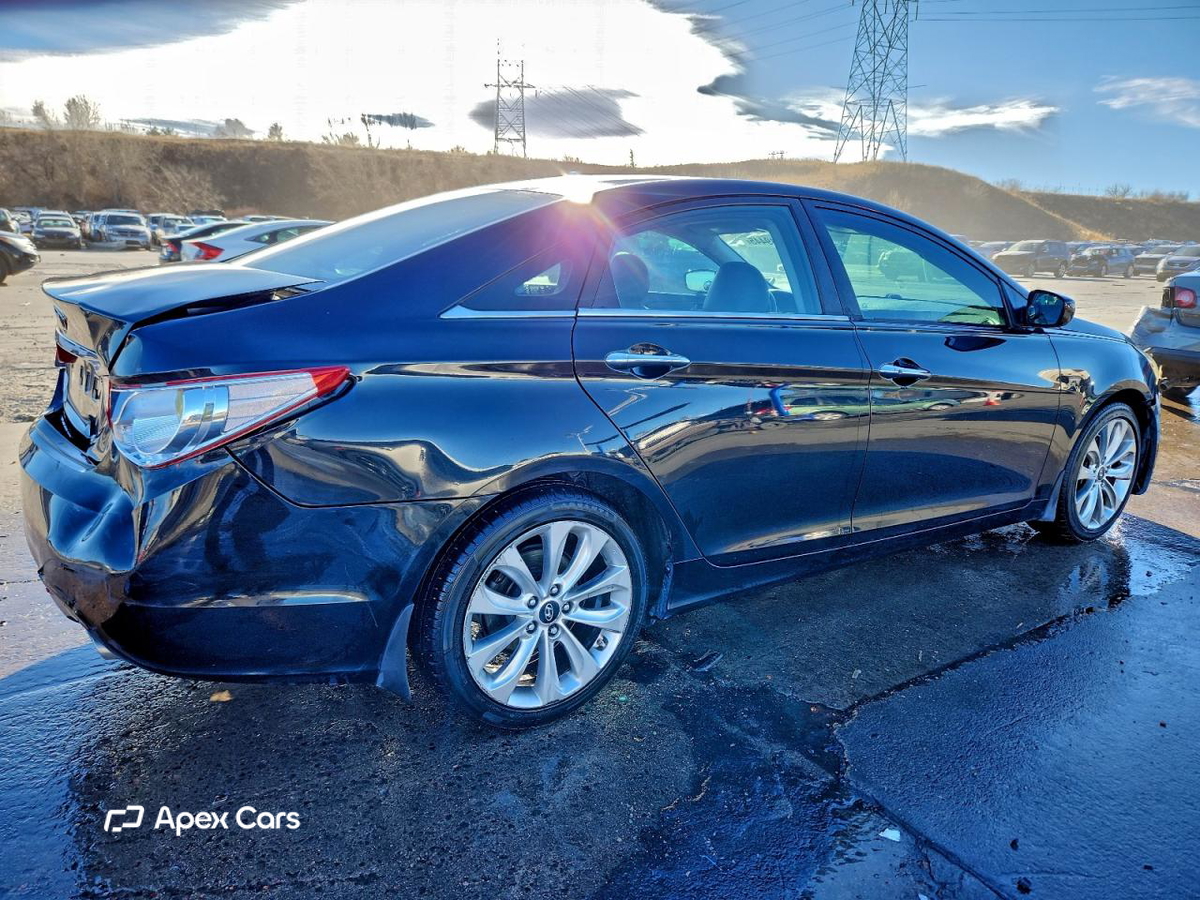 Hyundai Sonata 2013