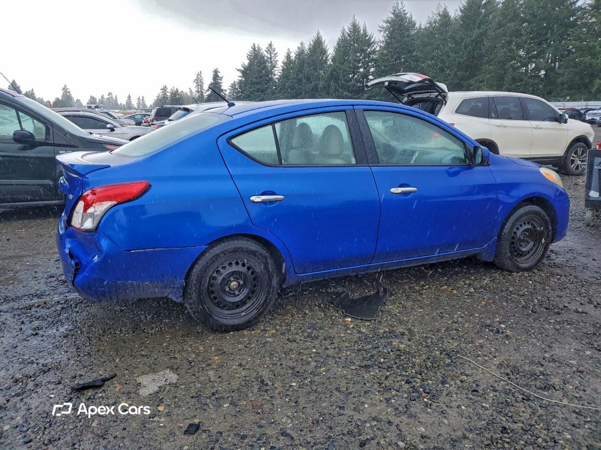 Nissan Versa 2014