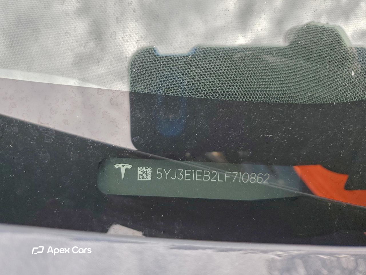 Tesla Model 3 2020