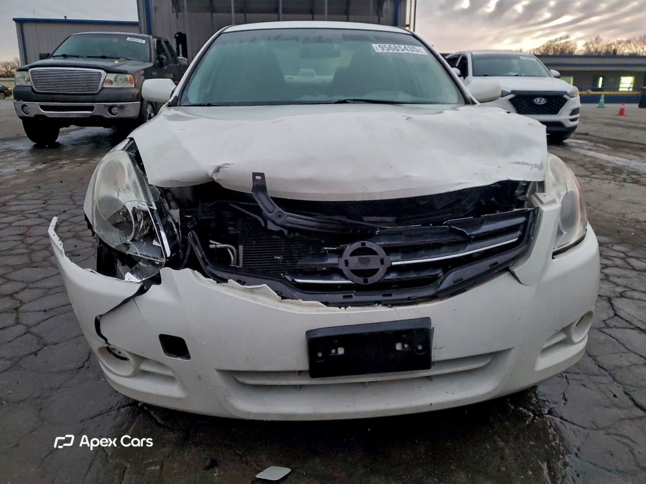Nissan Altima 2012