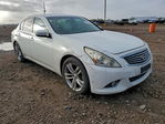 Infiniti G 2011