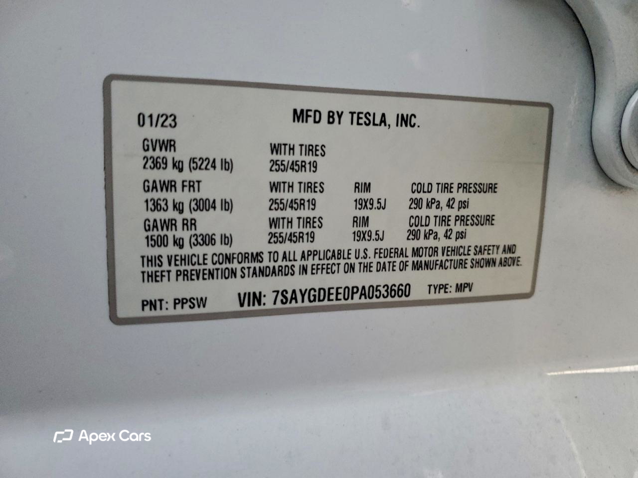 Tesla Model Y 2023