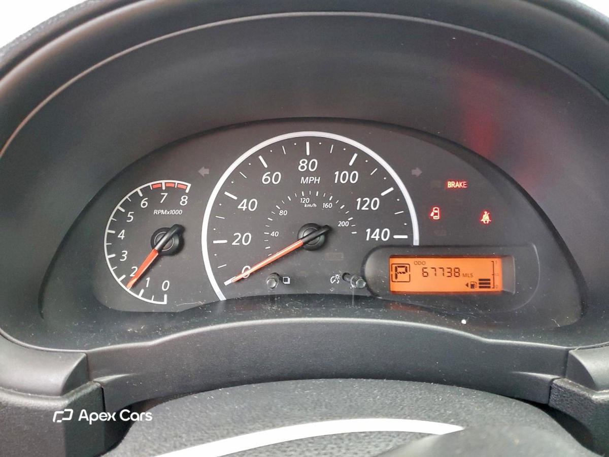 Nissan Versa 2014