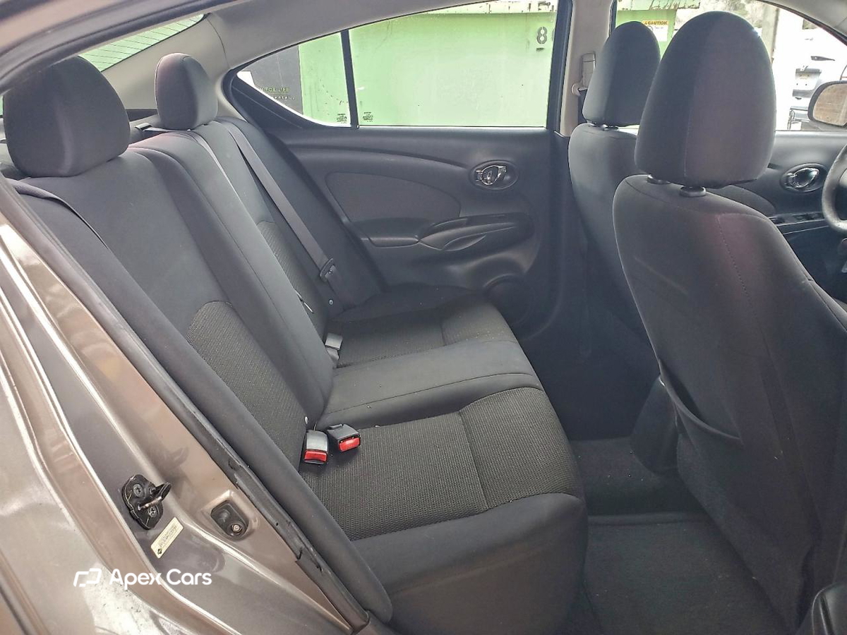 Nissan Versa 2013