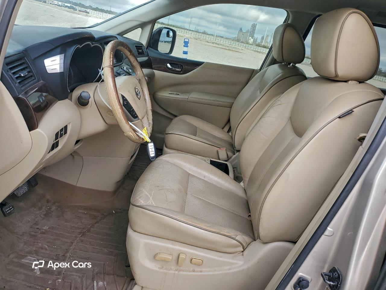 Nissan Quest 2011
