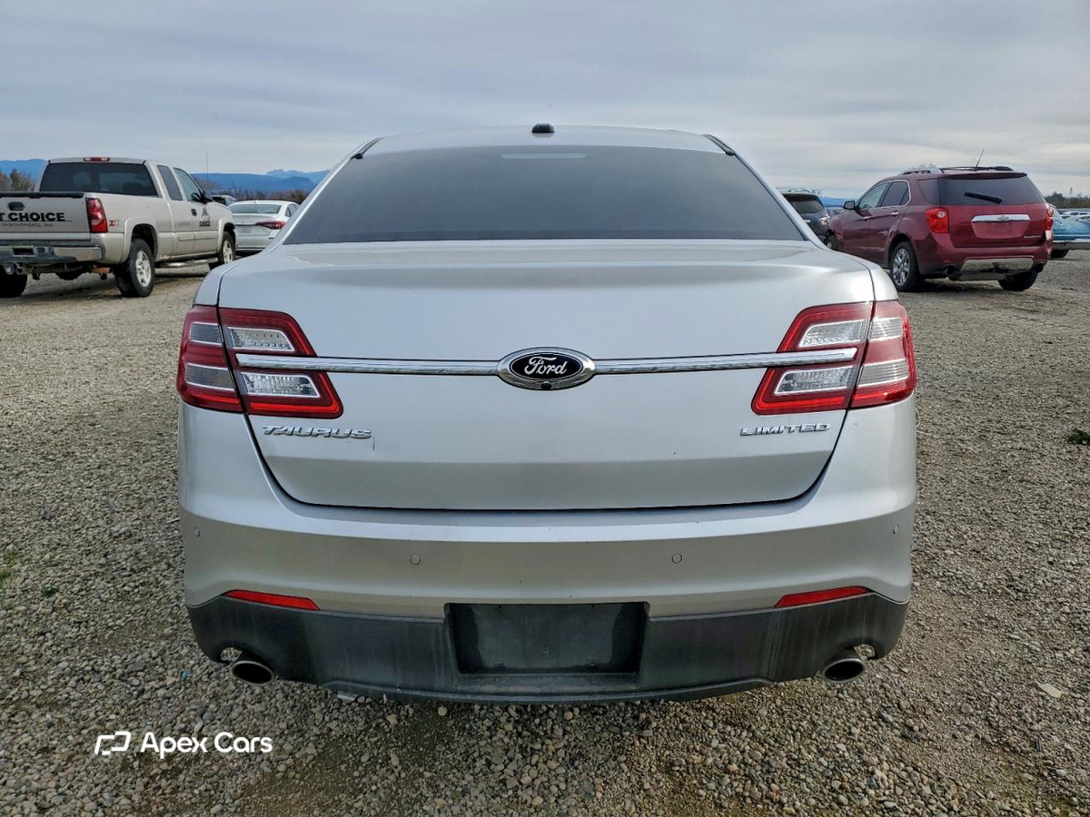 Ford Taurus 2017