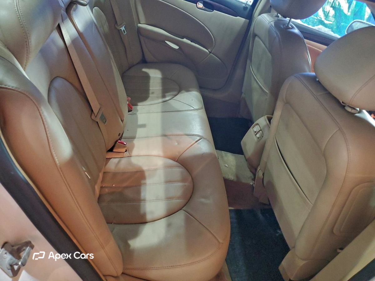 Buick Lucerne 2011