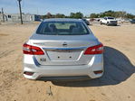 Nissan Sentra 2018