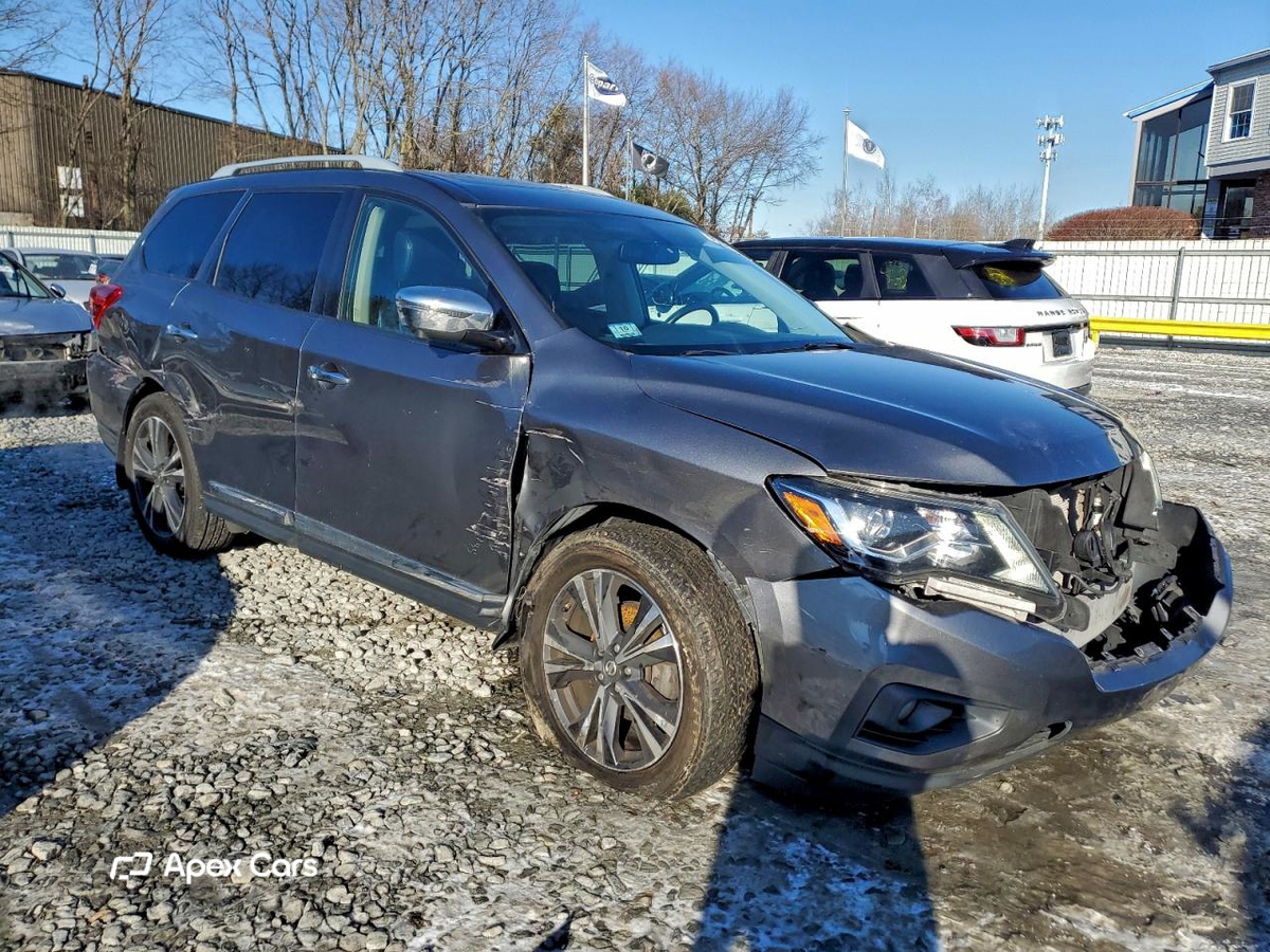 Nissan Pathfinder 2018
