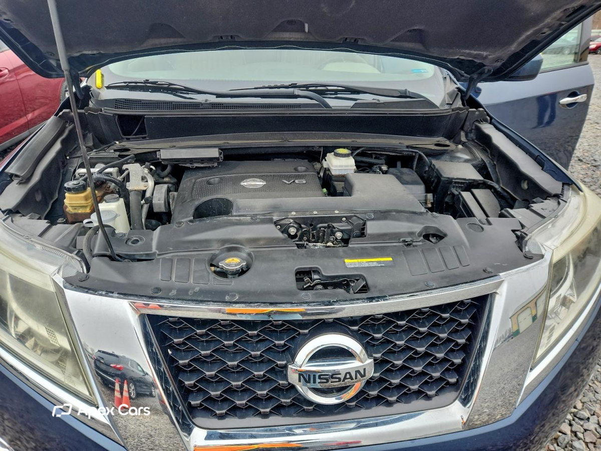 Nissan Pathfinder 2013