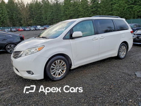Toyota Sienna 2012 - Image 1 of 13