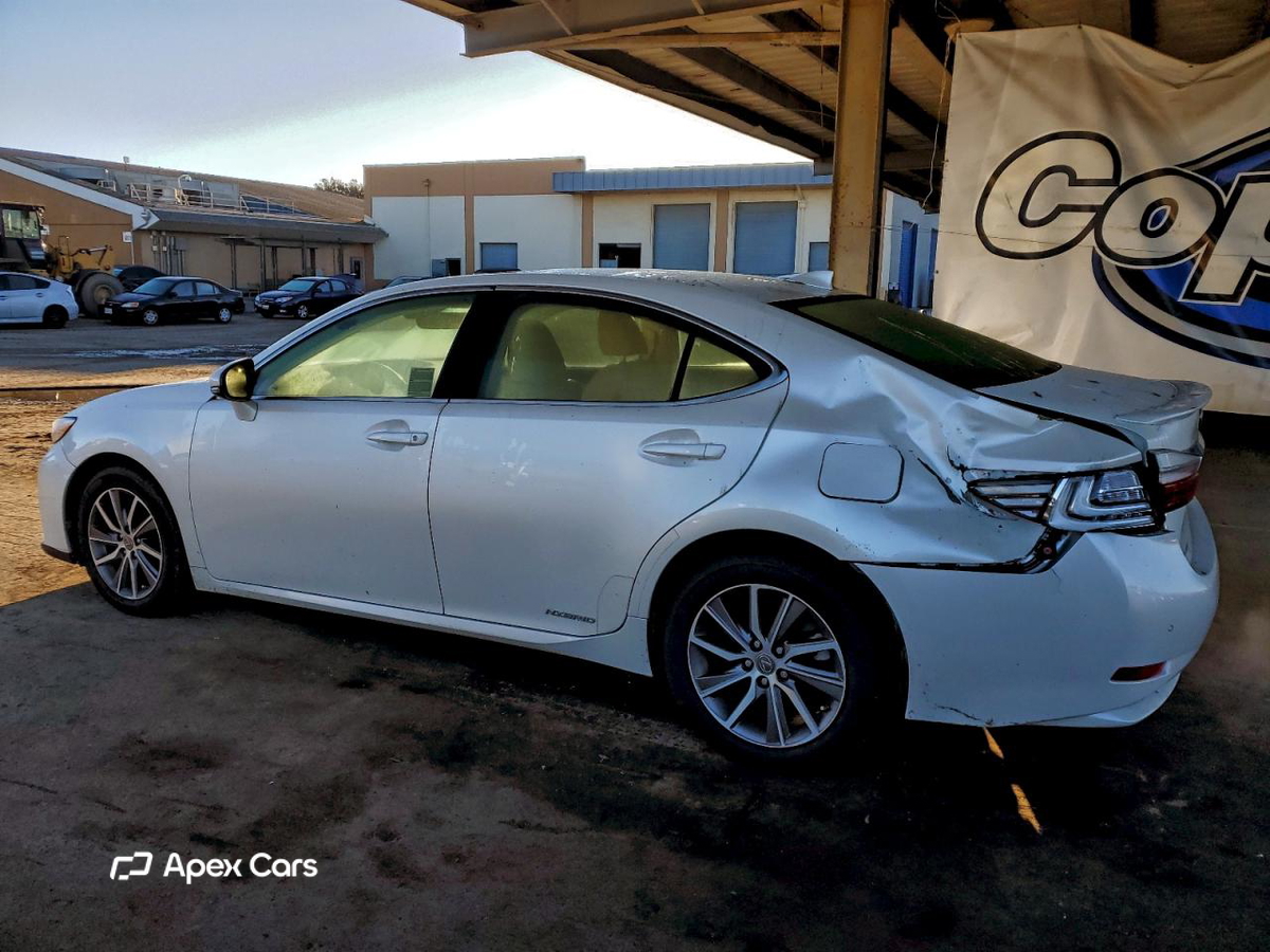 Lexus ES 2017
