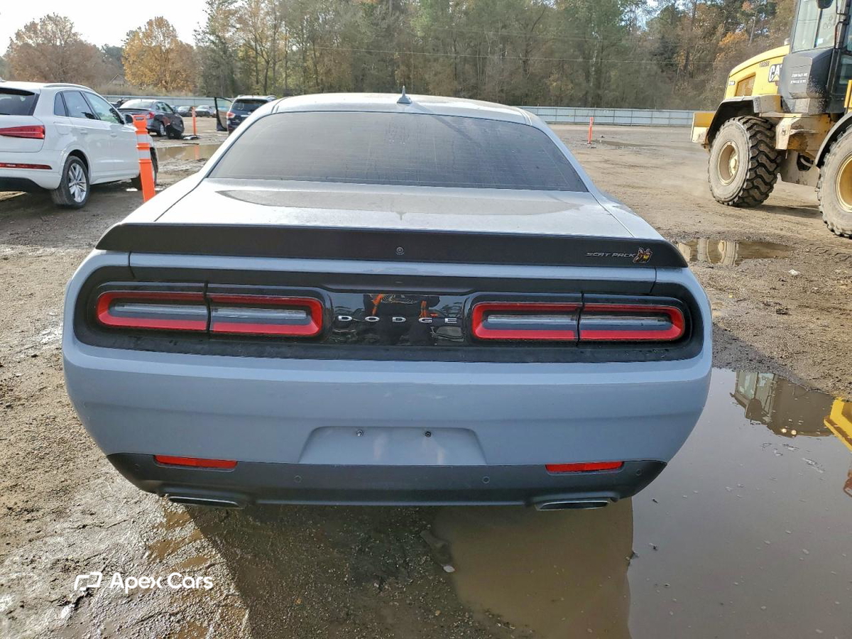 Dodge Challenger 2021