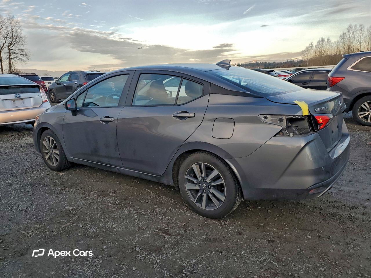 Nissan Versa 2021