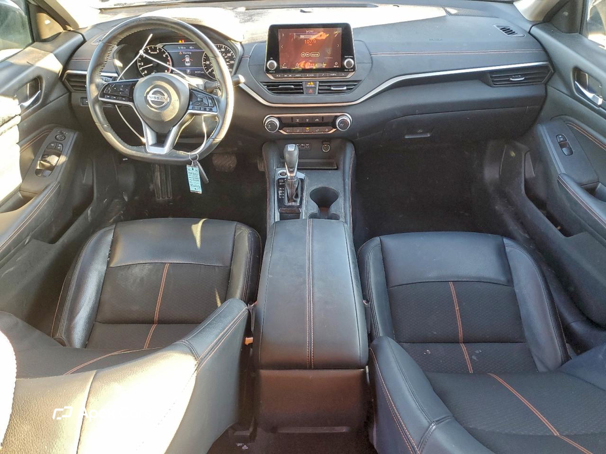 Nissan Altima 2020