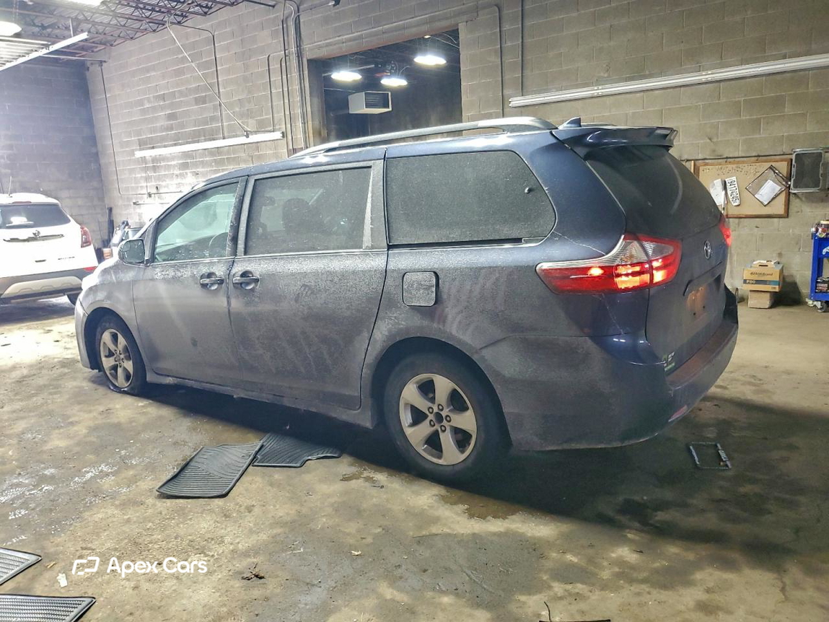 Toyota Sienna 2018