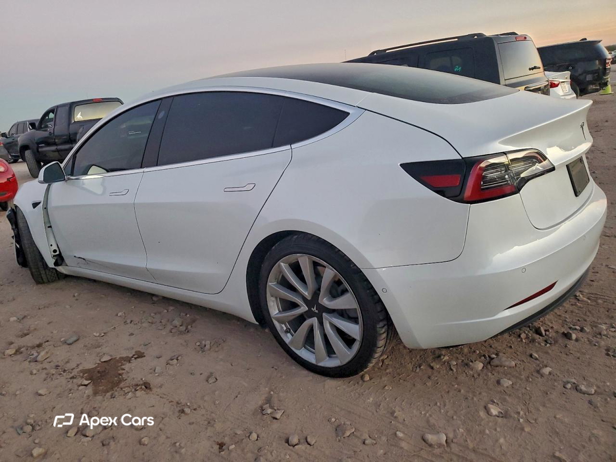 Tesla Model 3 2020