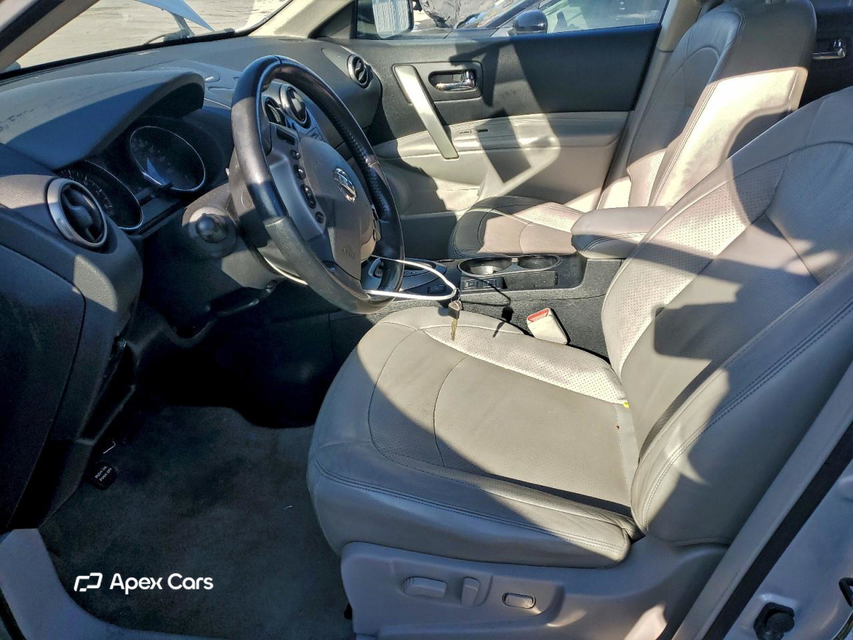 Nissan Rogue 2013