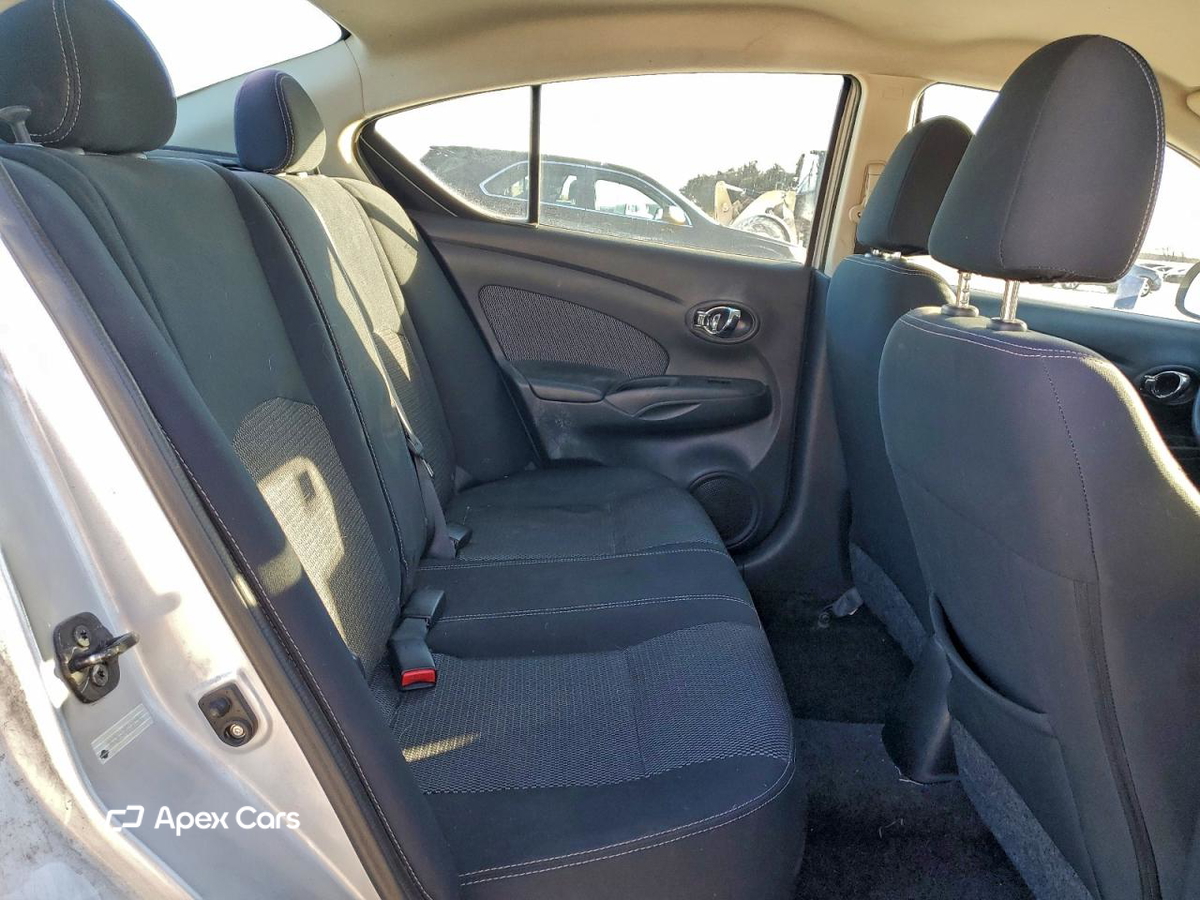 Nissan Versa 2014