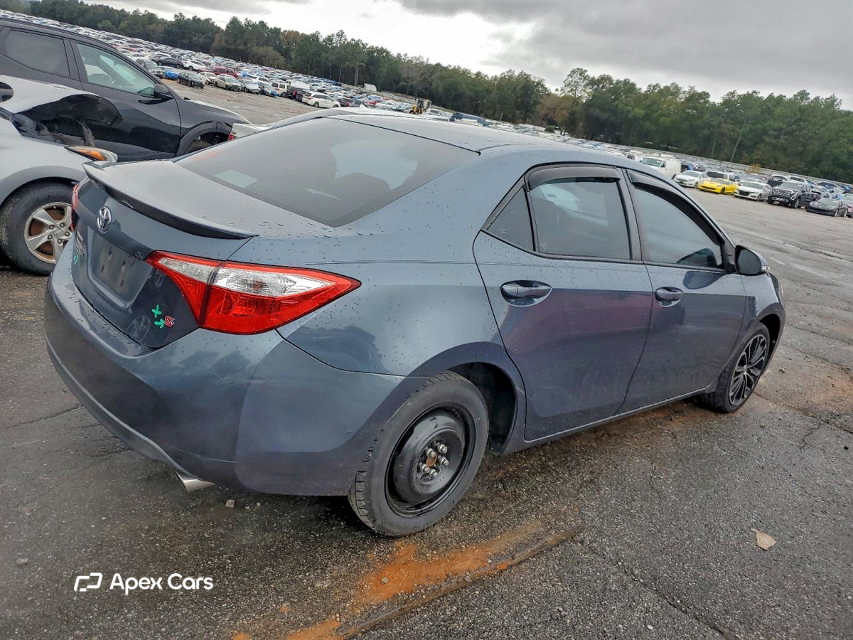 Toyota Corolla 2015