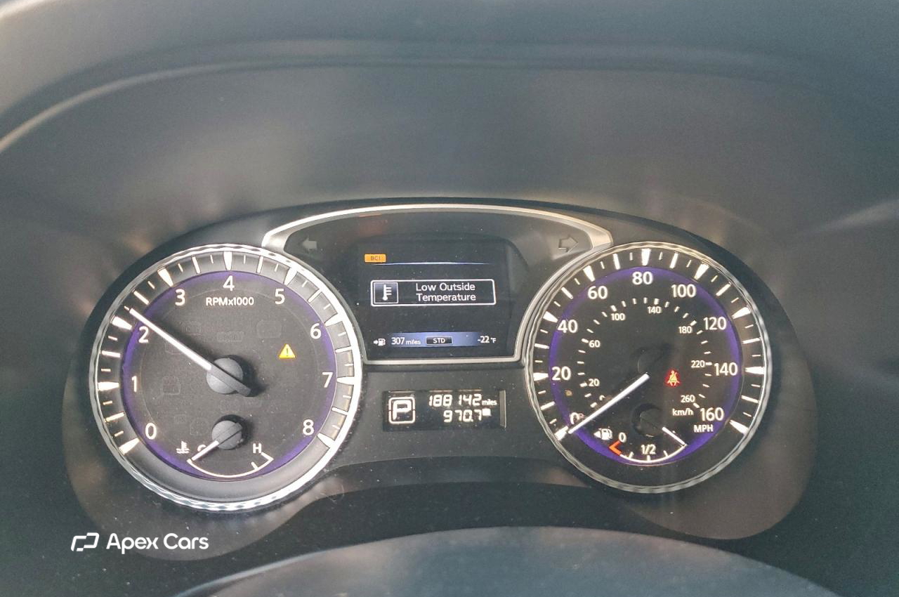Infiniti JX 2013