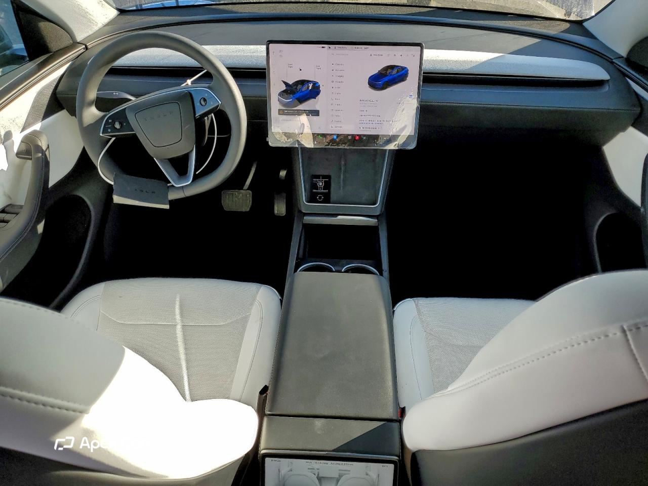 Tesla Model Y 2026