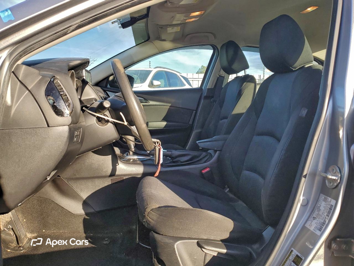 Mazda 3 2016