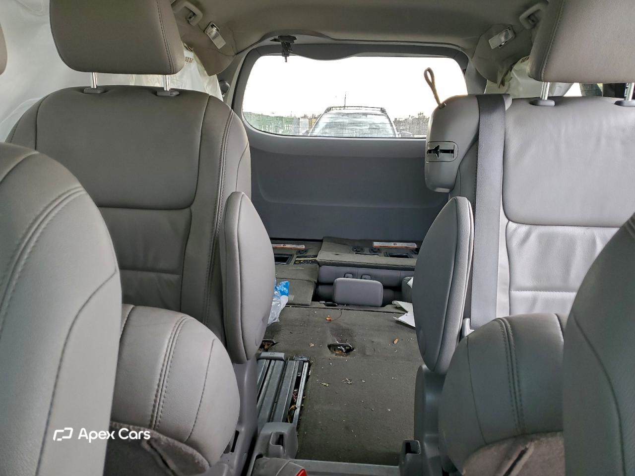 Toyota Sienna 2015