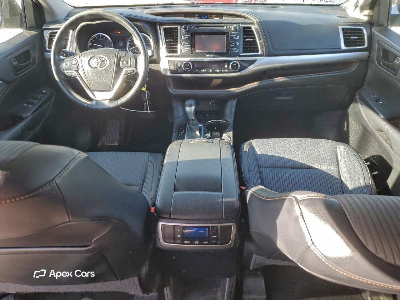 Toyota Highlander 2015