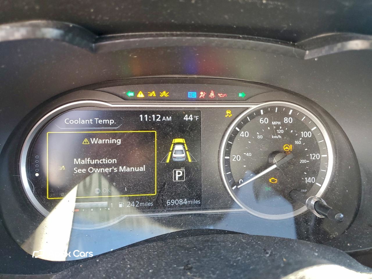 Nissan Versa 2021