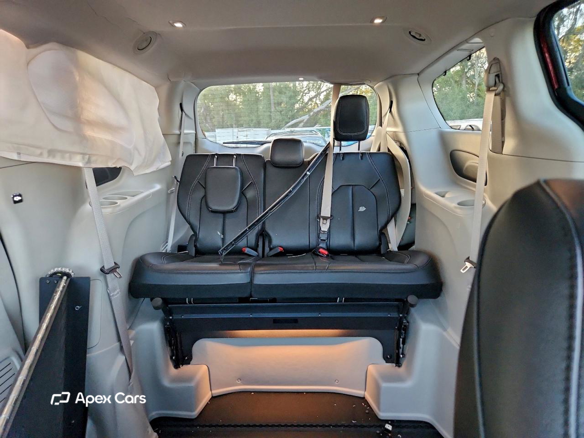 Chrysler Pacifica 2022