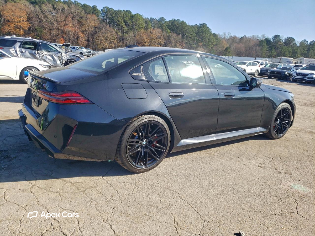 BMW M5 2025