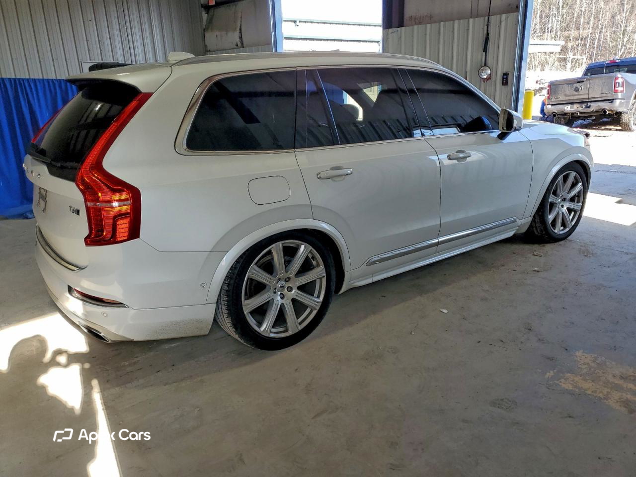 Volvo XC90 2016