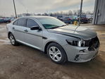 Ford Taurus 2015