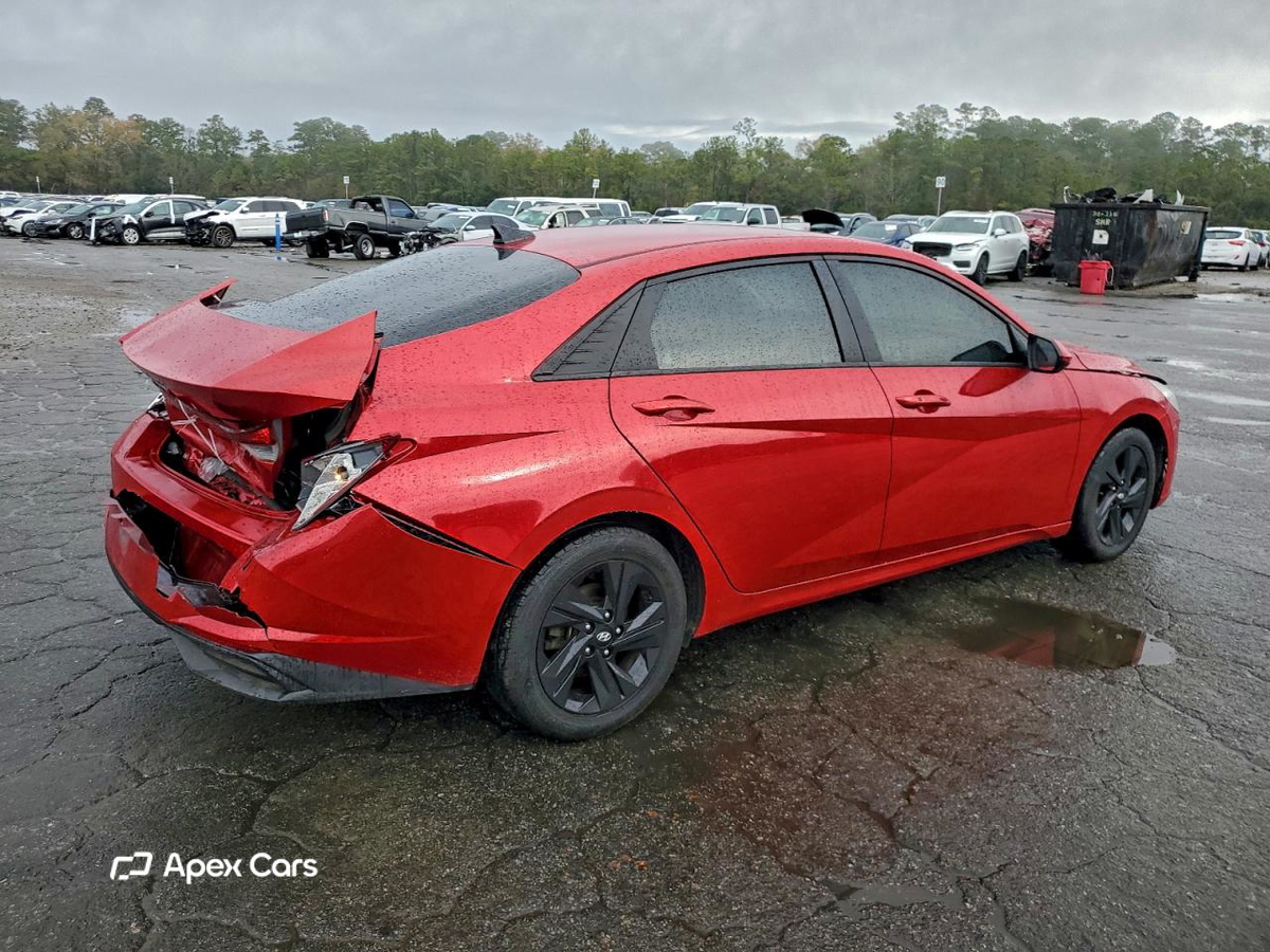 Hyundai Elantra 2021