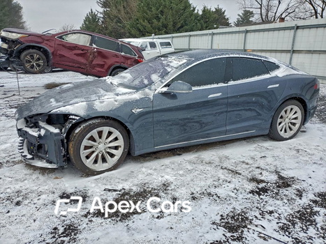 Tesla Model S 2016 - Image 1 of 13