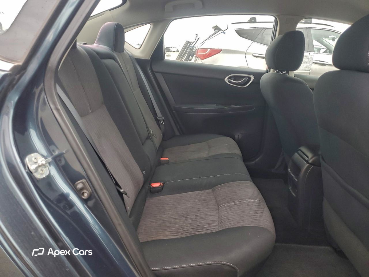 Nissan Sentra 2015