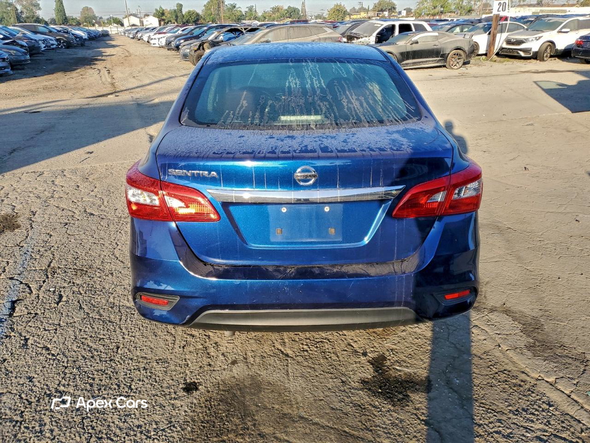 Nissan Sentra 2018