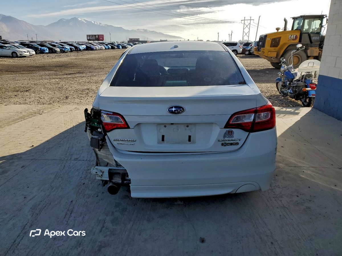 Subaru Legacy 2015