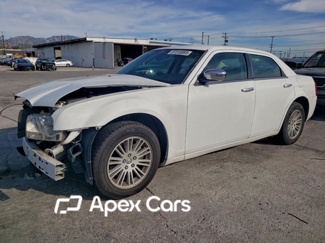 Chrysler 300 2010 - Image 1 of 14