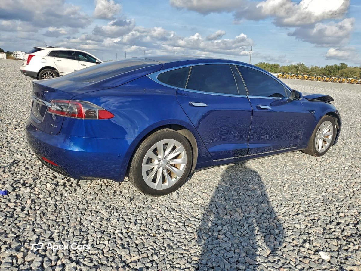 Tesla Model S 2018