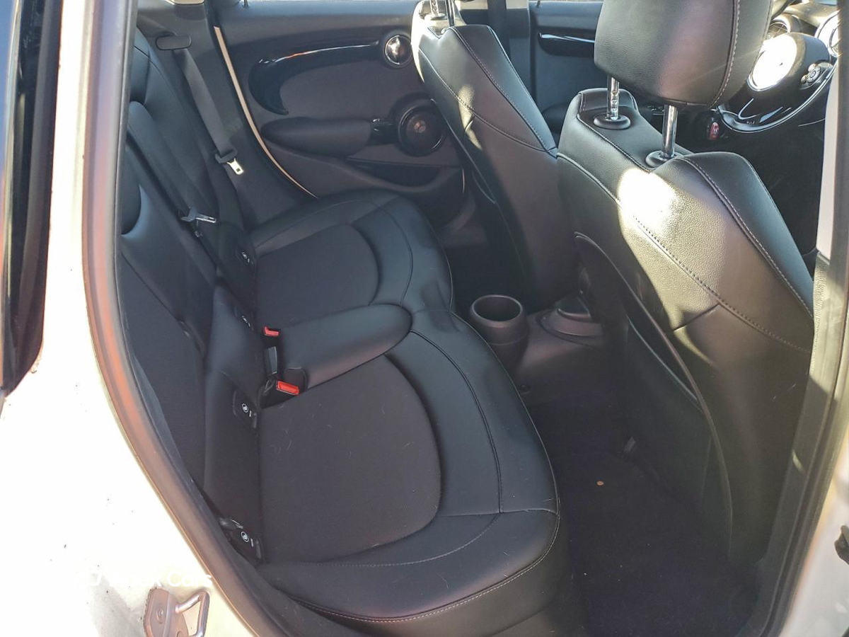 MINI Cooper 2016