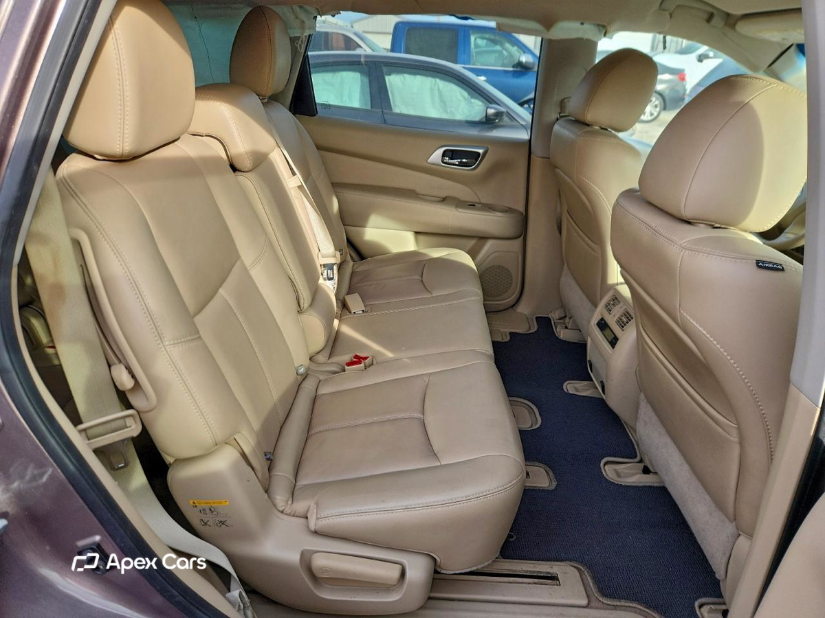 Nissan Pathfinder 2014