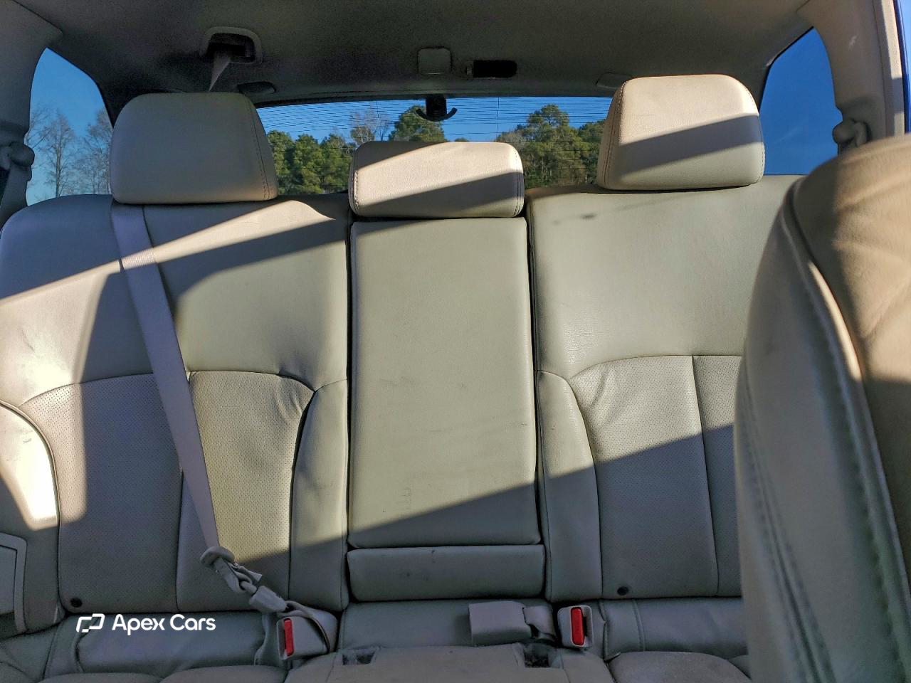 Subaru Outback 2011