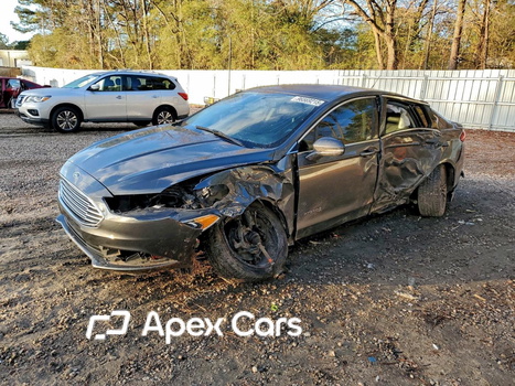 Ford Fusion 2017 - Image 1 of 13