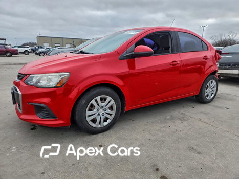 Chevrolet Sonic 2017 - Image 1 of 13