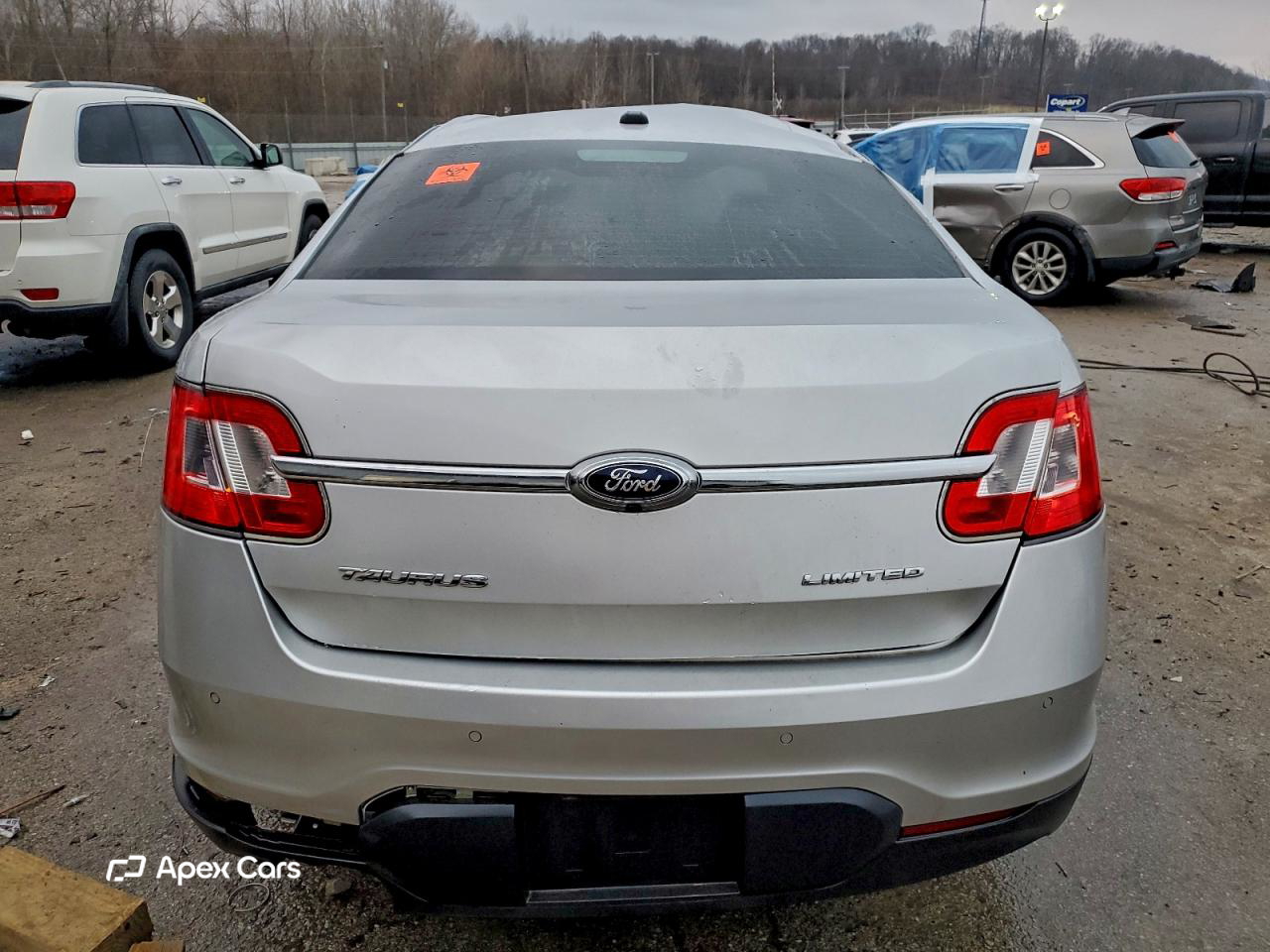 Ford Taurus 2011